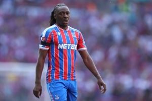 沃尔科特：埃泽肯定能提升阿森纳实力，但世界杯年转会风险太大