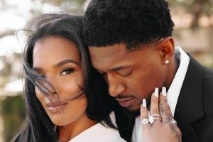 秀恩爱❤️！比尔夫妻社媒晒写真照：十年相伴 爱如初见