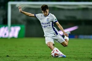 对抗激烈！天津津门虎vs河南全场共有7人染黄