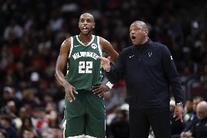 里弗斯：米德尔顿终身都是雄鹿人 场上表现出色场下更是超级明星