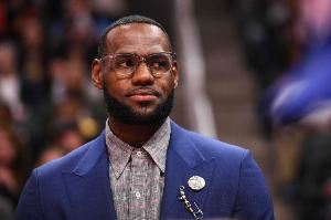 帕金斯：詹姆斯保养身体花了两三千万但他挣了10亿 乔丹都没做到