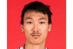 媒体人：淡厚然不在防守&篮板多表现 或会被竞争对手顶替首发位置